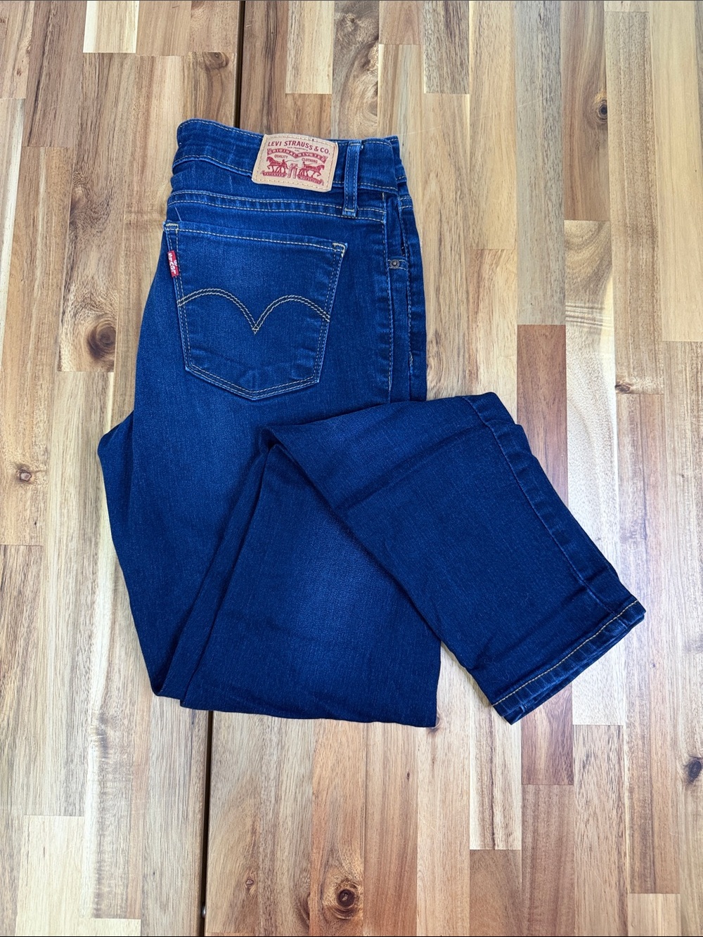 Levi’s 711 Skinny Low Rise Jeans